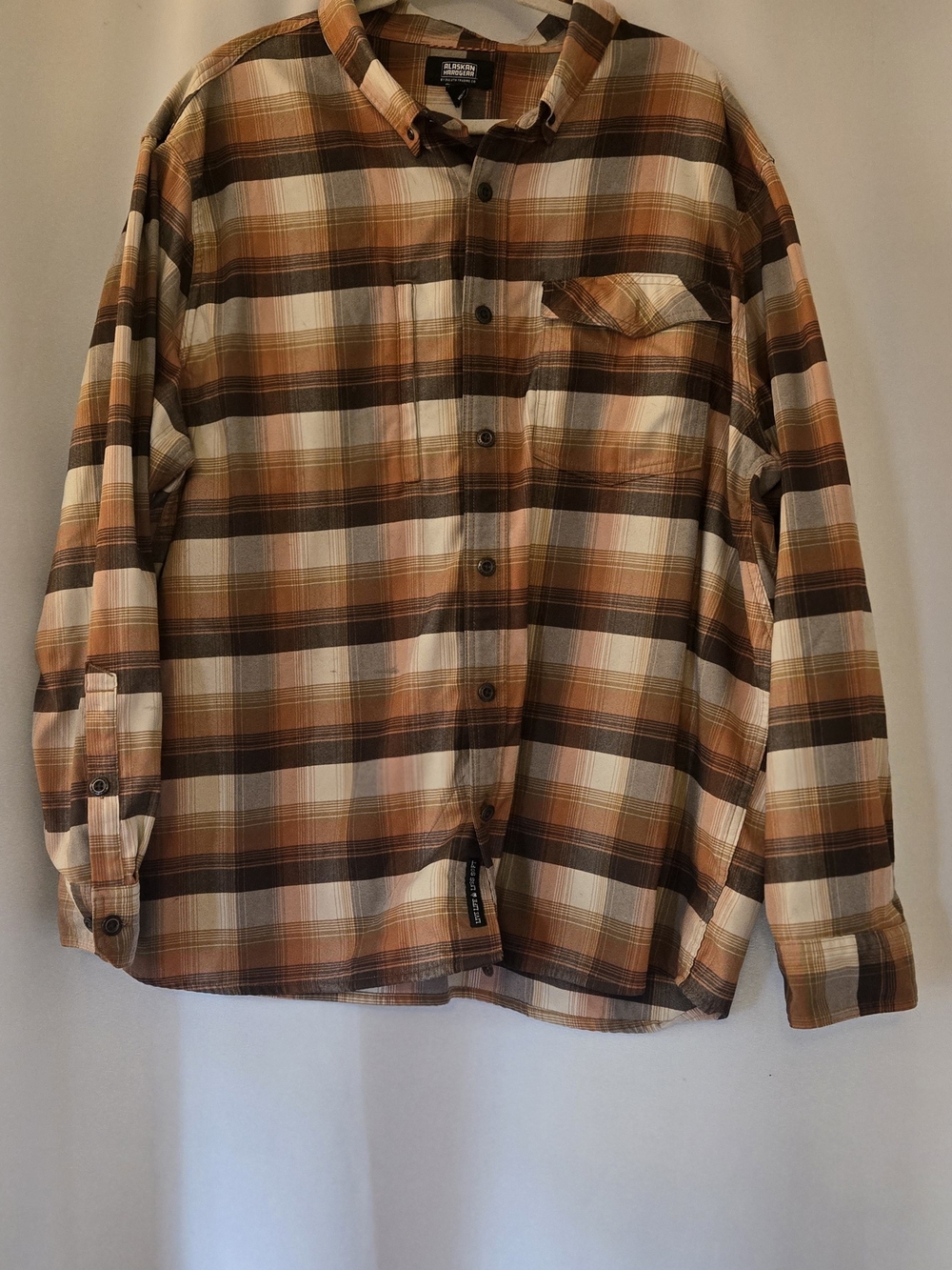 Duluth Trading Co Men’s Brown Plaid Flannel